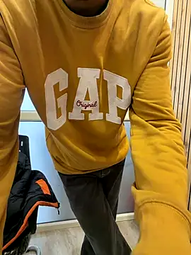 DarkMasterDesire webcam