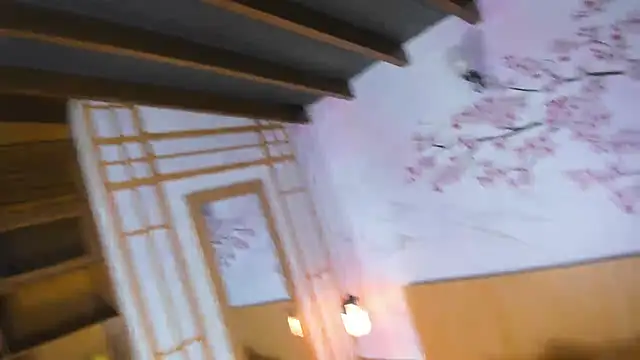 Laura_Torress webcam