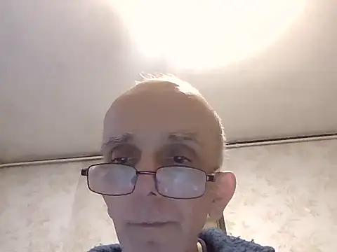 mariusica1@xh webcam