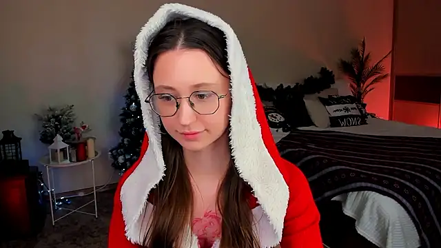 YourLovellyStory webcam