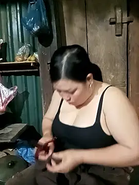 sary-hot2x - Sary-hot2x's free webcam