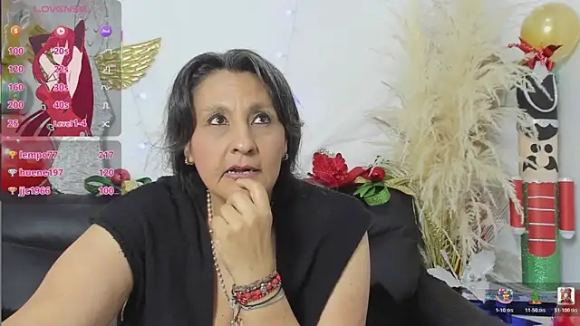 merlyna_goldens webcam