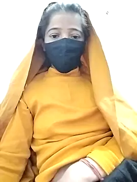 Webcam Model (Cute-Naavya) is live