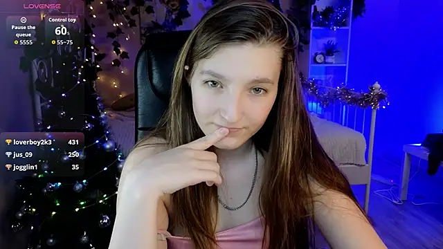 Live webcam of Mia_Myles