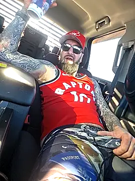 Beardedtattood webcam