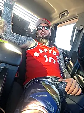 Beardedtattood webcam