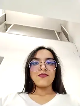 eimi_rosse18