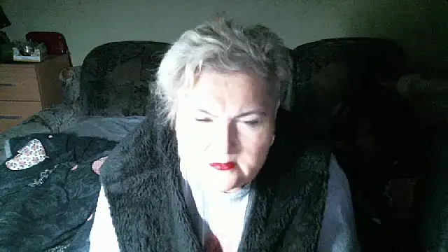 lana555 - Lana555's free webcam - UK Sex Cams