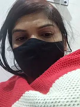 Webcam Model (illay_love)  is live.Free join now!