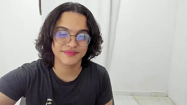 Diane_blossom webcam