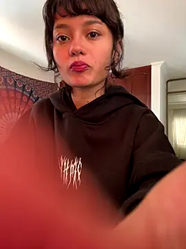 Angel-Lewd-cake- webcam