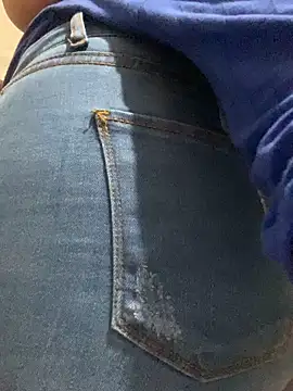 Cuckold-masters-dog webcam