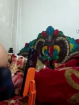 maya-Couple19 webcam