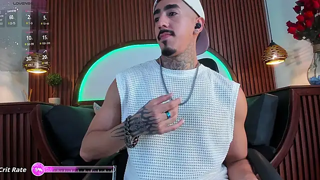 Donovan_Desmond webcam