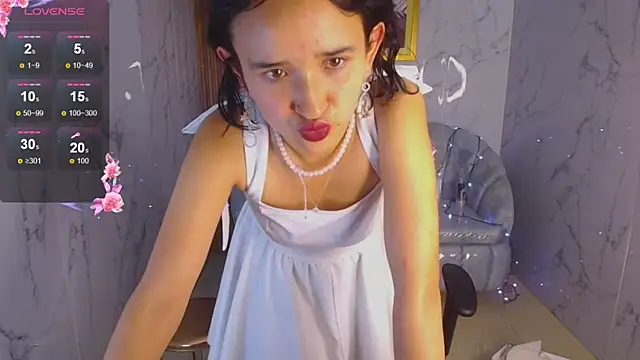 bella_vibess_s webcam