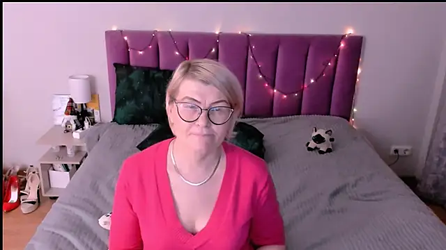 sabrinamacmarren webcam