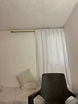 Alice_and_Bunny_ webcam