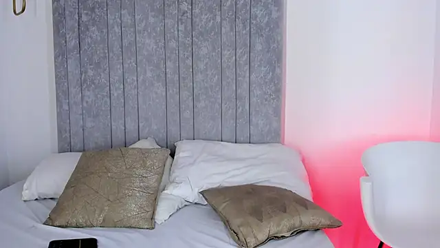 martina_077 - Martina_077's free webcam - UK Sex Cams