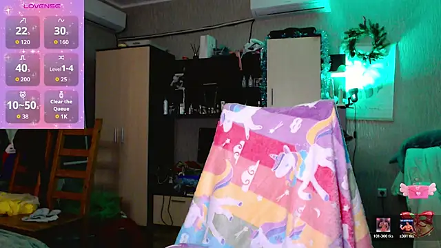 mischellemeow13 webcam