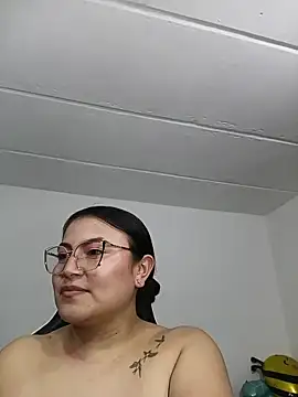 roouse_Pregnant webcam