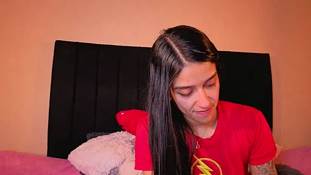 DanielaMonroe webcam