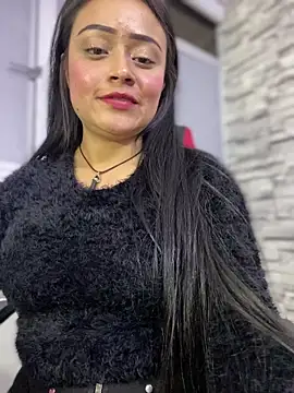 Gabriela-Grace webcam