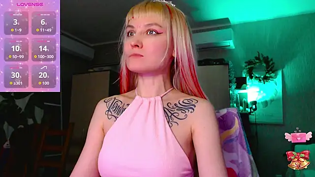 mischellemeow13 webcam
