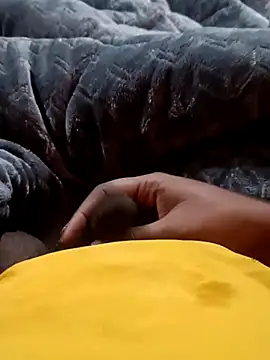 Naughtyforpussy webcam