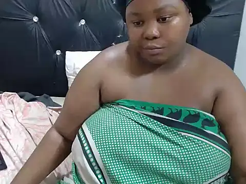 SexyBubblies96 webcam