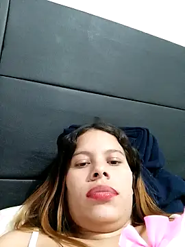 AngelaBlondee webcam