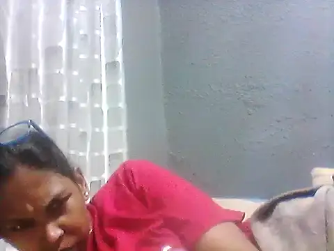 tiablaze - TiaBlaze's free webcam - UK Sex Cams