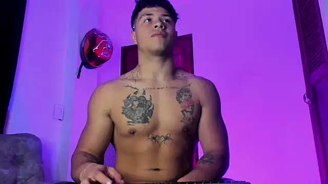 Dominic_Biker__ webcam