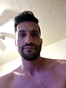 NicolasMave Live Webcam on Stripchat