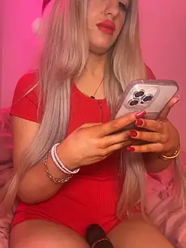 Holly-Glamour webcam