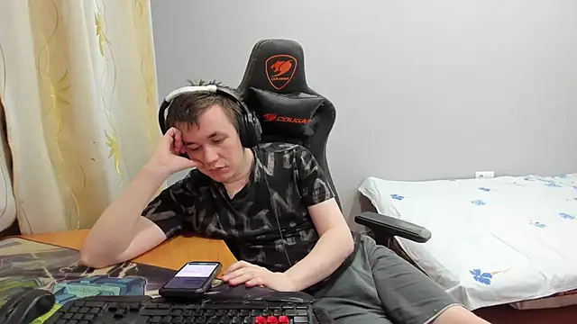 iliaskrislove webcam