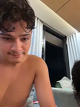 AndresXXXSHOWS webcam