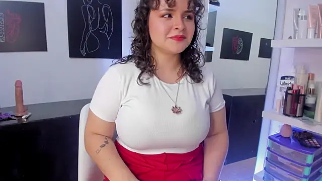 SeleneLuminari8 webcam