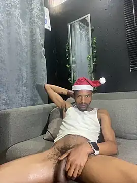 BlueIceCube Live Webcam on Stripchat