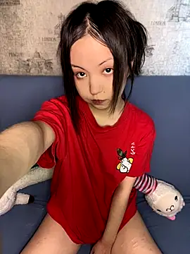 Webcam Model (lalallalalaa-)  is live.Free join now!