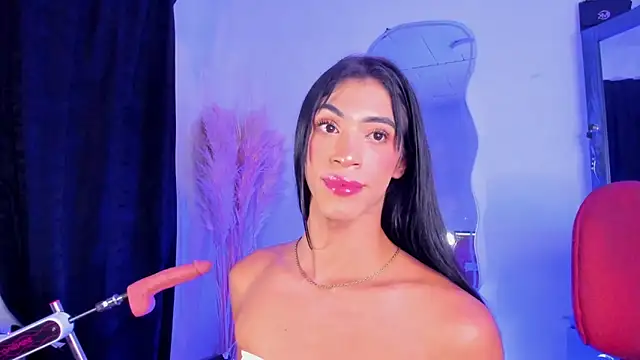 REINA_ADAHARA webcam