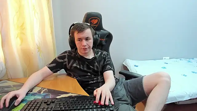 iliaskrislove webcam