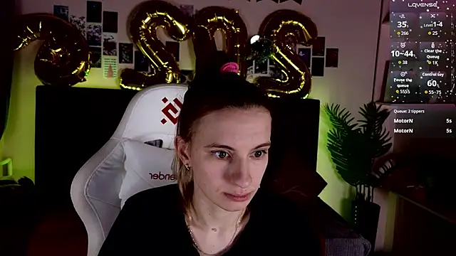 kaleriyaa_ - Kaleriyaa_'s free webcam