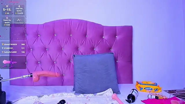 Julia_roberss webcam