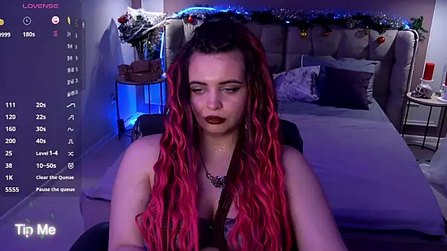 Miss_Maya_Mils webcam