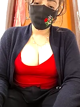 Webcam Model (Saanvi-Sen)  is live.Free join now!