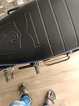 Pussyrequired webcam