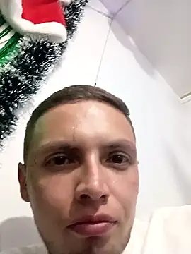 neaa_latin_boy webcam