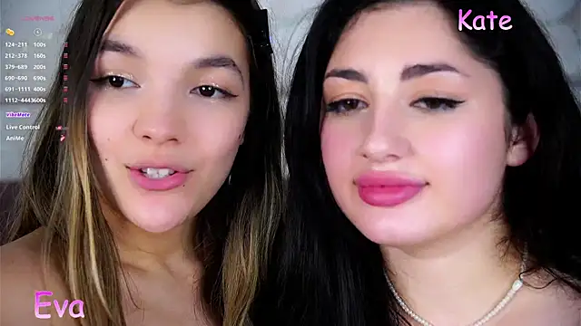 CorinnaSuttie webcam