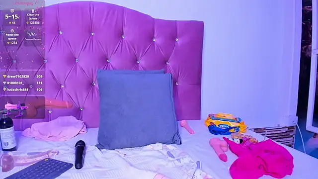 Julia_roberss webcam