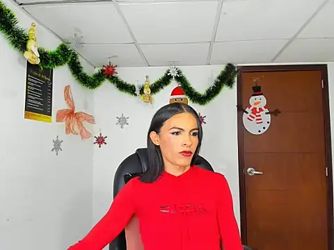 Aisha_hotts777 webcam